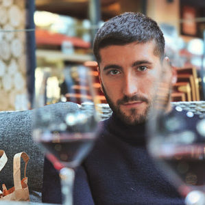 Meet your Posher, Mj